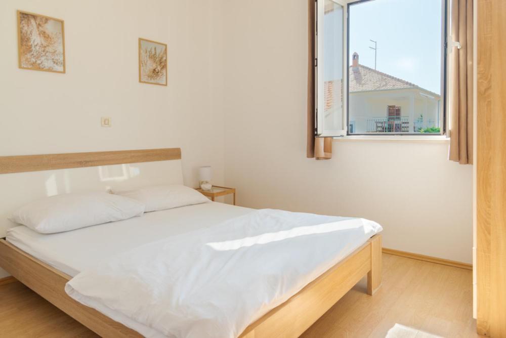 Rasin Apartments Pakoštane Εξωτερικό φωτογραφία