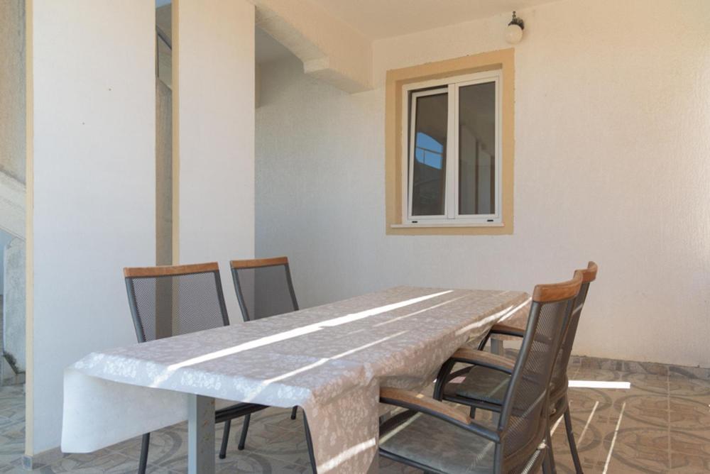 Rasin Apartments Pakoštane Εξωτερικό φωτογραφία